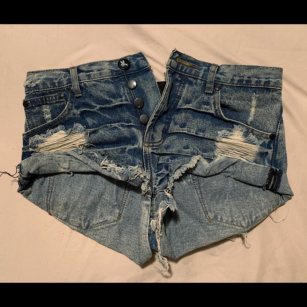 NWOT One Teaspoon ‘Bandits’ Denim Shorts